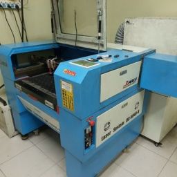 Máy cắt và khắc laser công nghiệp "Quận Sanchong, thành phố Đài Bắc mới" DC-6040-100W